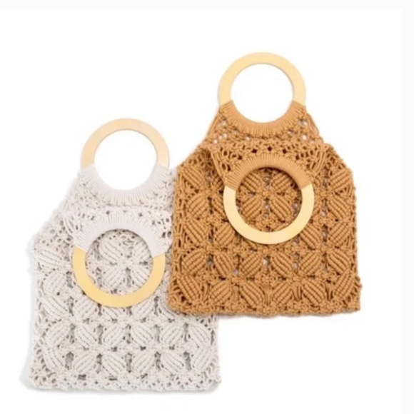 None Handbags - 🎉Host Pick🎉 NWT Vintage Daisy Chain Knitted Cord Hand Bag in Beige or White!